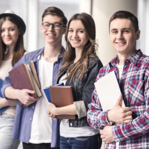 Как самостоятельно рассчитать конкурсный бал при поступлении в университет в 2025 году