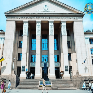 НМУ ім О. Богомольця - де і як навчають лікарів