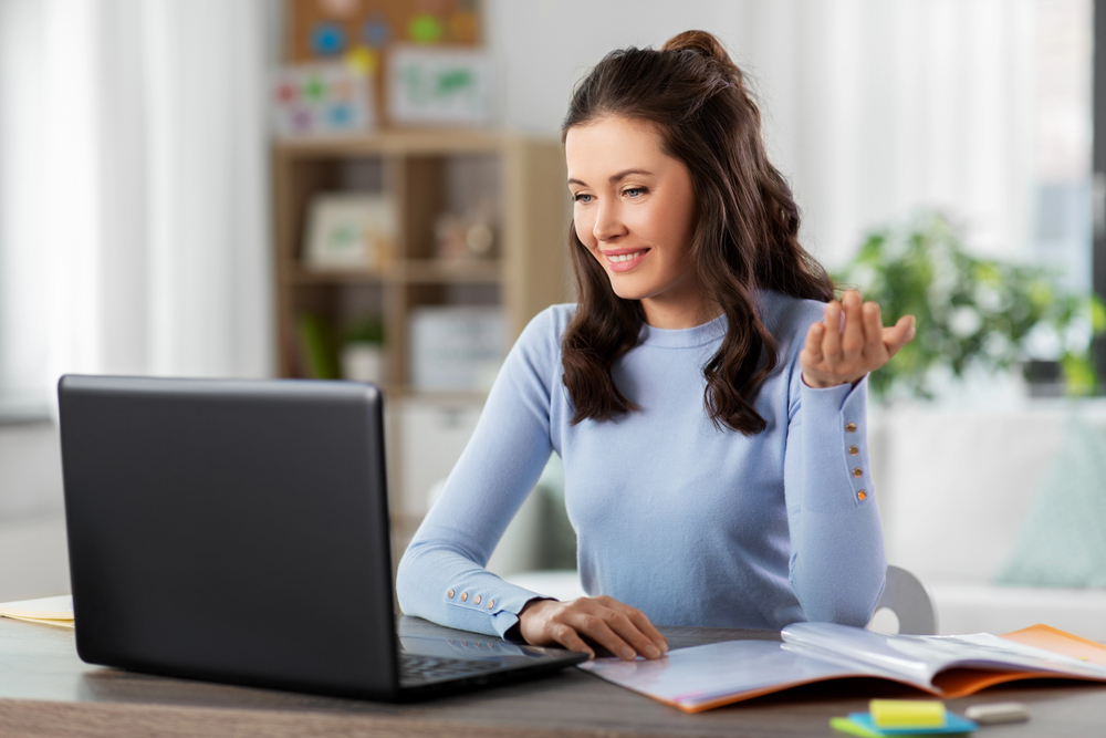 Как говорить о волосах и прическах на английском языке?