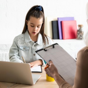 Що таке білінгвізм, і чому вашій дитині варто вчити іноземну мову з раннього віку