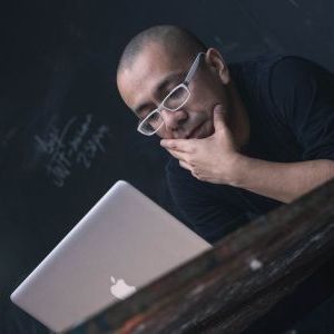 Розмова з викладачем: плюси та мінуси індивідуальних занять по Skype
