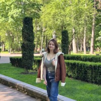 Репетитор - Алина К. id: 200715