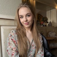 Евеліна К.