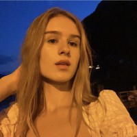Вікторія Д.