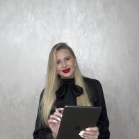 Репетитор Паола Митрик - BUKI