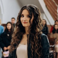 Тетяна Шеремета  репетитор  Англійської мови онлайн