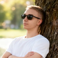 Репетитор Владислав Яценко - BUKI