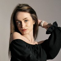 Репетитор Валерія Ступакова - BUKI