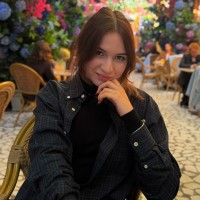 Дарина Радченко  репетитор  Англійської мови Кам’янське