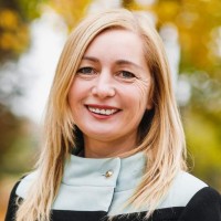 Репетитор Лариса Шапочнікова - BUKI