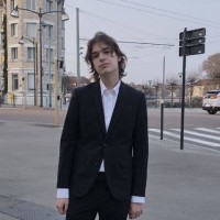 Репетитор Артем Барковський - BUKI