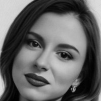 Владлена Шапкіна  репетитор  Англійської мови онлайн
