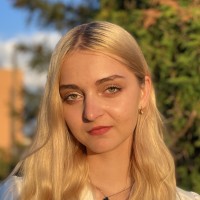 Аліна Ч.