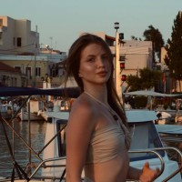 Репетитор Анастасія Дулоглу - BUKI