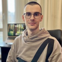 Репетитор Микита Антонішак - BUKI