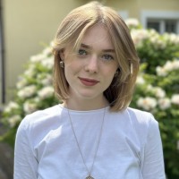 Репетитор - Олександра О. id: 122058