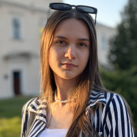 Вікторія Р.