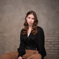 Ія Нужна  репетитор  Математики онлайн