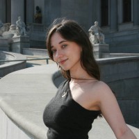 Репетитор Анастасия Бура - BUKI