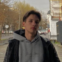 Репетитор - Максим В. id: 170723