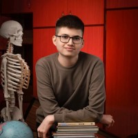 Назар Кидименко  репетитор  Биологии онлайн