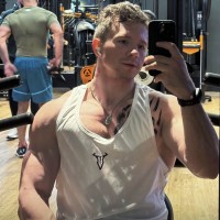 Владимир Стояновський  репетитор  Фітнес тренера онлайн