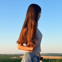 Ліза Чорна  репетитор  Української мови та літератури онлайн
