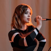 Репетитор Анастасия Ейваз - BUKI