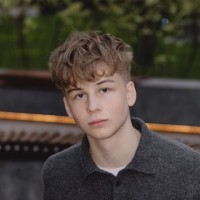 Репетитор Олександр Грачов - BUKI
