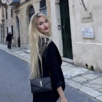 Репетитор Карина Зеленяк - BUKI