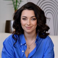 Репетитор Диана Вадиянц - BUKI