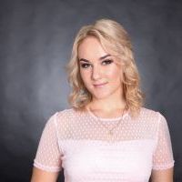 Вікторія Р.