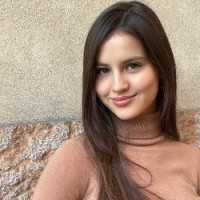 Репетитор - Христина С. id: 140920