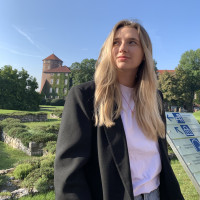 Поліна С.