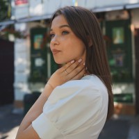 Репетитор - Юлія С. id: 132218