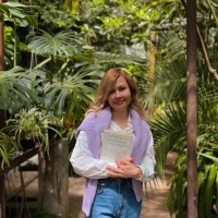 Вікторія Махсма  репетитор  Англійської мови онлайн