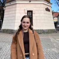 Репетитор Карина Когутівська - BUKI