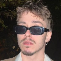 Репетитор - Данііл С. id: 146433