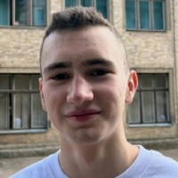 Репетитор - Віктор К. id: 186829