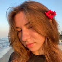 Виктория Лазун  репетитор  Англійської мови онлайн