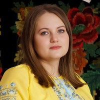 Репетитор Аліна Ловченко - BUKI