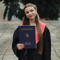 Анна Винник  репетитор  для Підготовки до школи онлайн