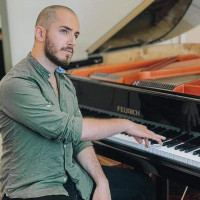 Репетитор - Luka M. id: 179867