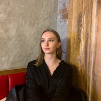 Репетитор - Валерія С. id: 183652