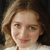 Репетитор Анастасія Лук’янова - BUKI