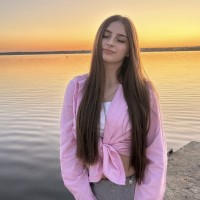 Репетитор Дарина Карачун - BUKI