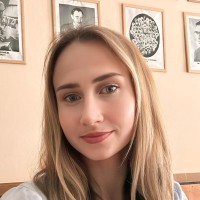 Репетитор Аліна Мандреску - BUKI