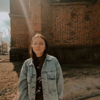 Богдана Турів  репетитор  Української мови та літератури онлайн