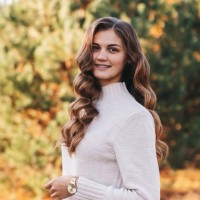 Репетитор - Олена М. id: 192564