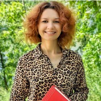 Ольга Васильковская -Осіпова  репетитор  Украинского языка и литературы онлайн